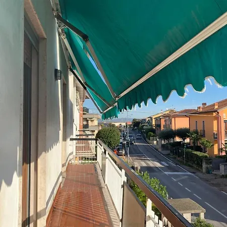 Quiet House Apartment Castel d'Azzano